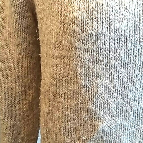 Knitted Cropped Zip-up Cardigan - Picture 7 of 8